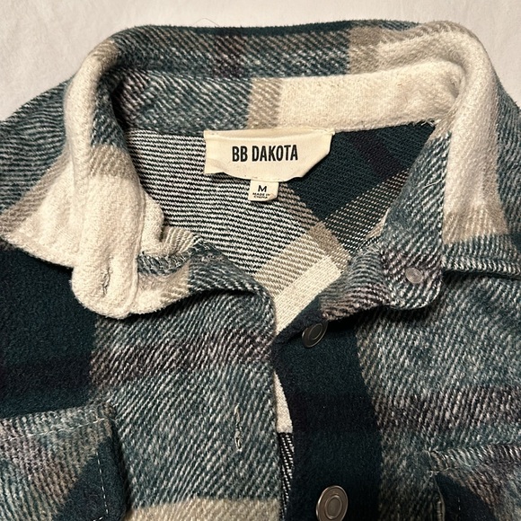BB Dakota by Steve Madden Plaid Shacket Evergreen Plaid Size Medium - Picture 7 of 15